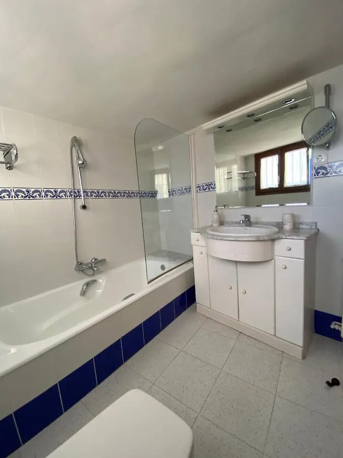 Villa Cal Bisbe Segura  Segura (Catalonia)